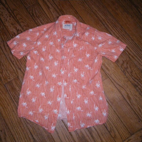 Boy's / Teen's 100% Cotton Short Sleeved Button Up Casual Shirt w/ Palm Trees - Picture 1 of 2